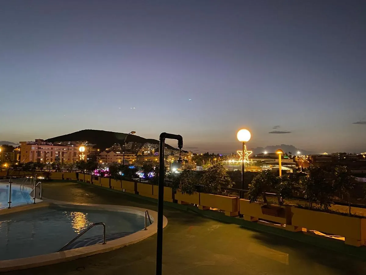 Simon Beach House Los Cristianos Espanha